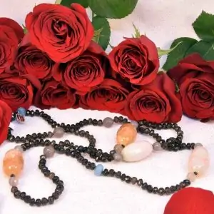 Garnet an Agate Beaded Necklace