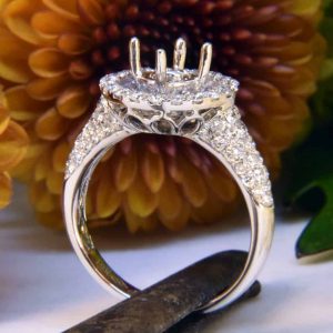 White Gold Diamond Engagement Ring Semi-Mount with Diamond Halo and Diamond Melee