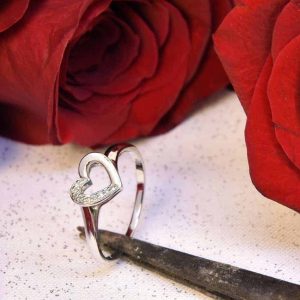 White Gold Diamond Heart Ring