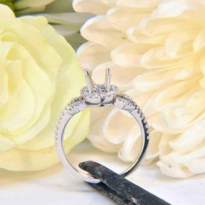 White Gold Diamond Engagement Ring Semi-Mount with Diamond Halo