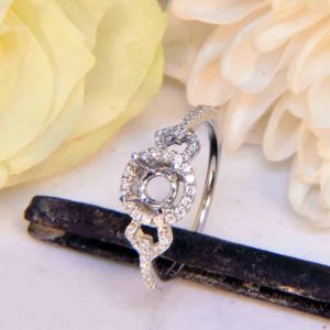 White Gold Diamond Engagement Ring Semi-Mount with Diamond Halo