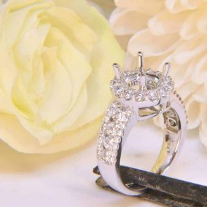 White Gold Diamond Engagement Ring Semi-Mount with Diamond Halo