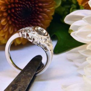 White Gold Antique-Style Leaf-Inspired Diamond Engagement Ring Semi-Mount