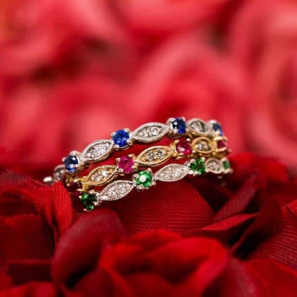 14K White Gold Tsavorite Garnet and Diamond Stackable Ring 14K White Gold Tsavorite Garnet and Diamond Stackable Ring